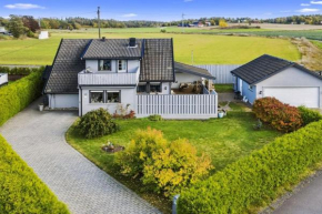 Hyggelig enebolig på Nøtterøy, rett ved golfbane